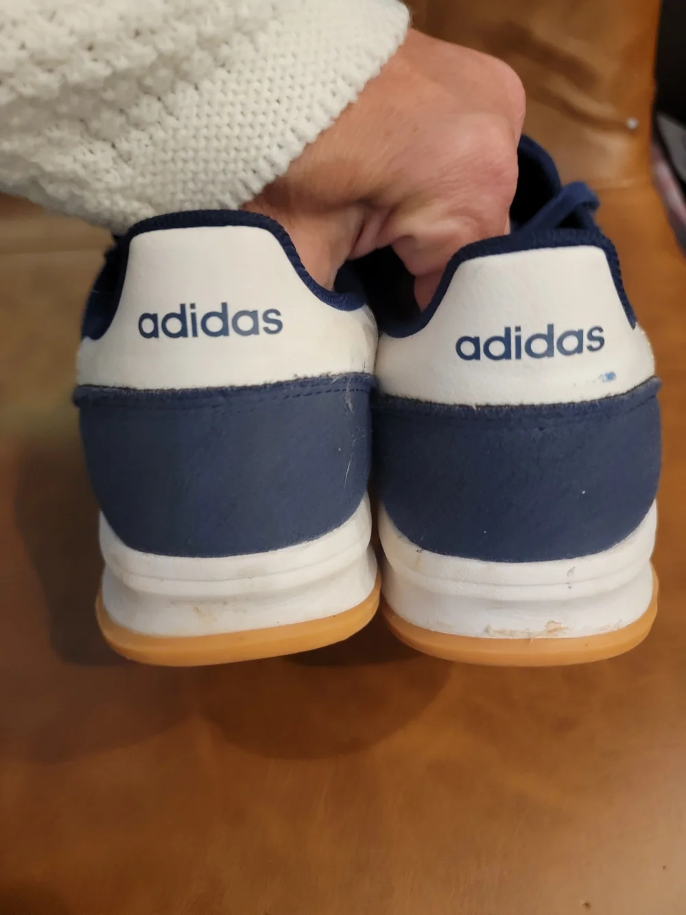 adidas classic low